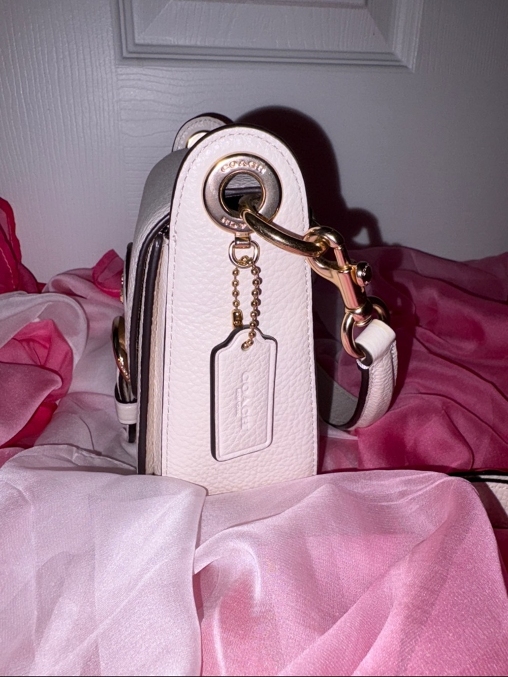 Coach Kleo Cream Pebbled Leather Purse Gold Hardware *FREE COACH ITEM INCLUDED* - Picture 8 of 16
